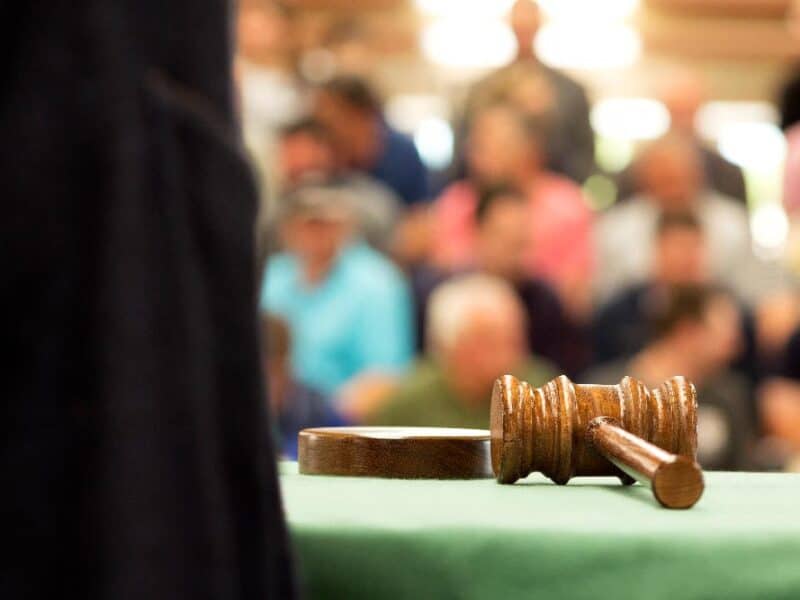 Understanding Dummy Bidding in the Real Estate Bidding Process